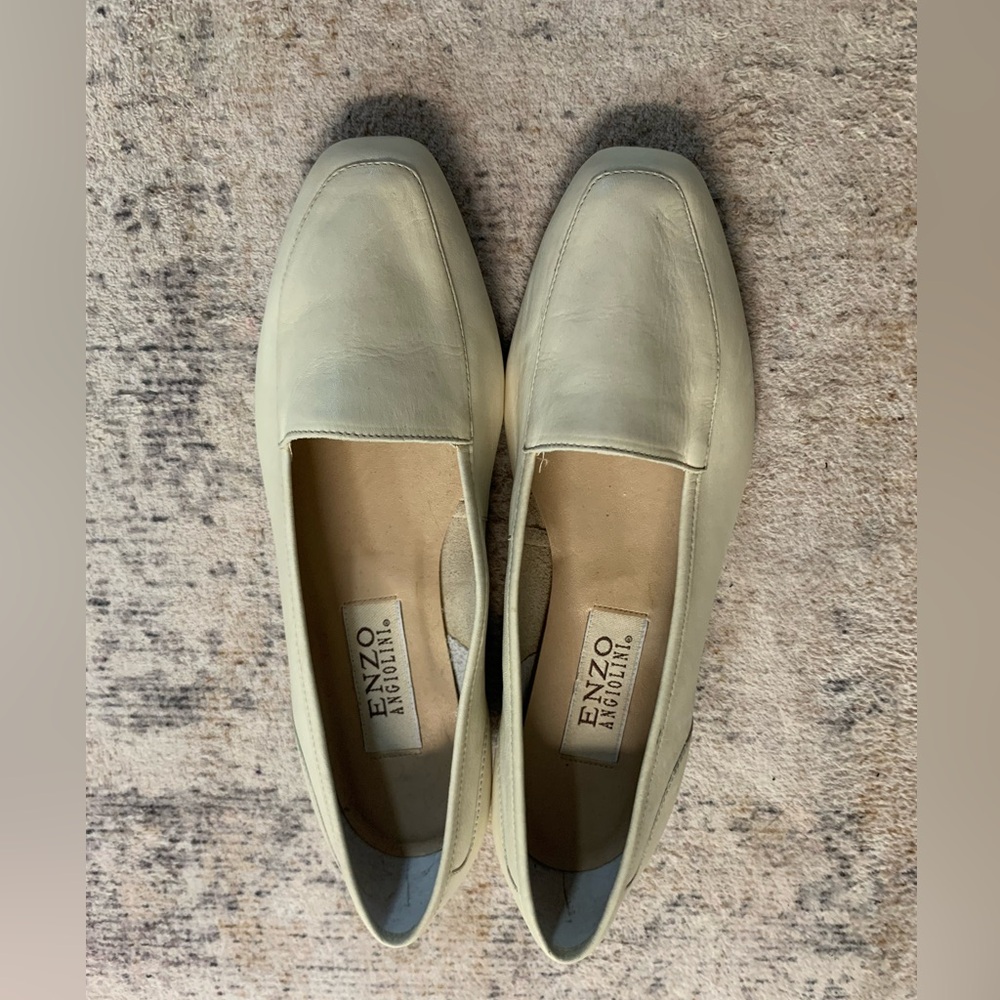 Enzo Angiolini Liberty White Leather Flat Loafers Shoes Slip On Casual Size 7.5